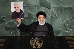 الشهيد الدكتور رئيسي رئیس جمهورية بمستوي الثورة